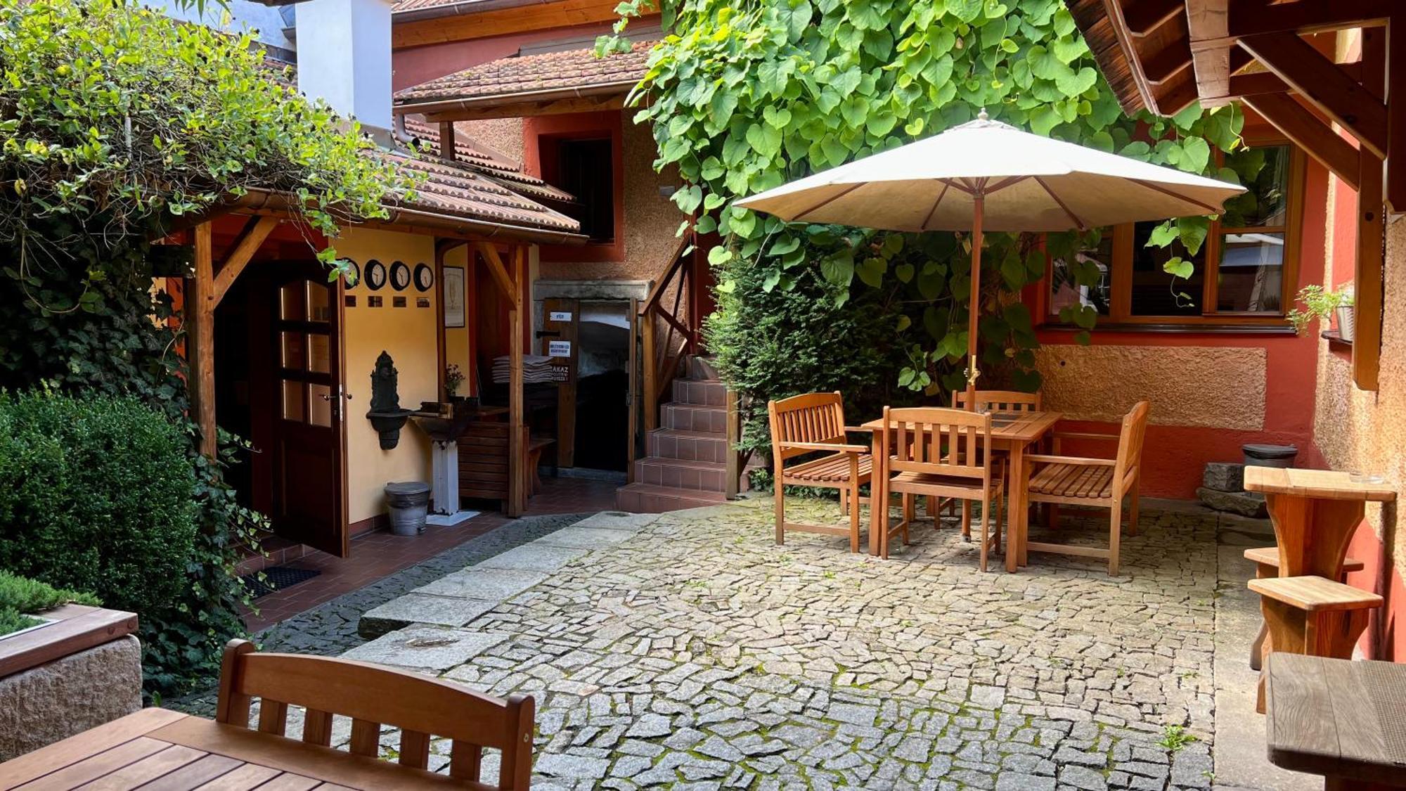Hostel Postel Cesky Krumlov Luaran gambar
